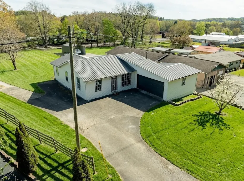 187 Industrial Boulevard Corbin KY 40701