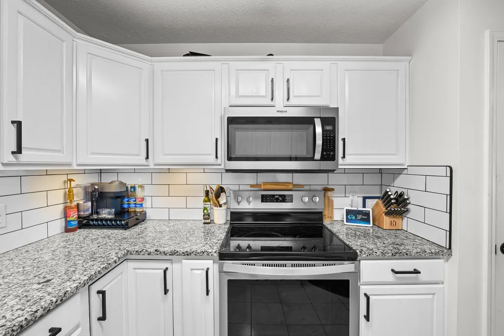 113 Secretariat Drive Lawrenceburg KY 40342