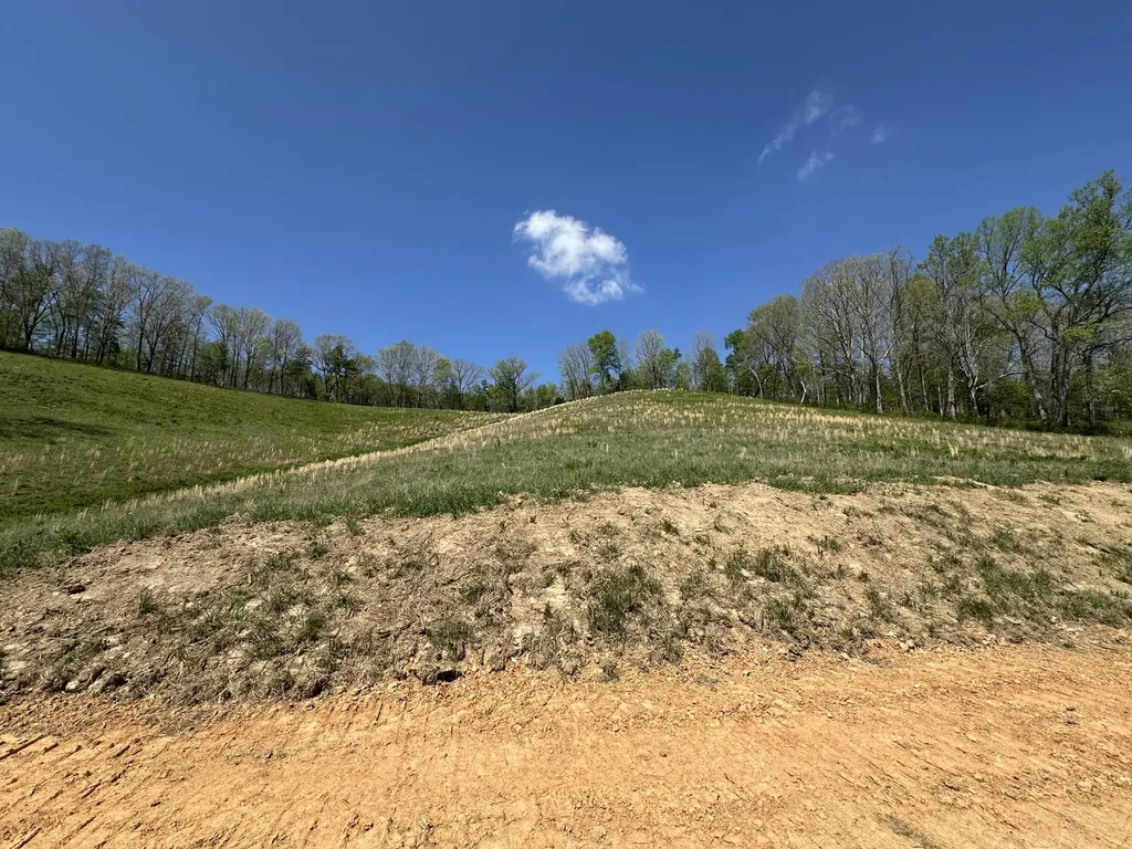 136 Coon Trail East Bernstadt KY 40729