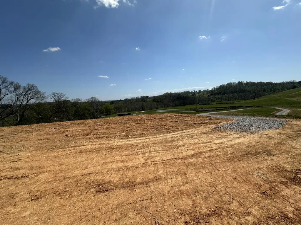 136 Coon Trail East Bernstadt KY 40729