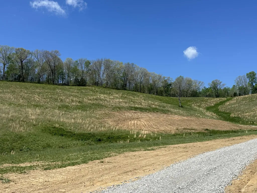 148 Coon Trail East Bernstadt KY 40729