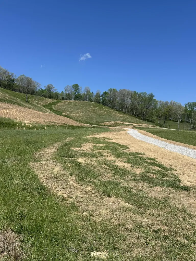 148 Coon Trail East Bernstadt KY 40729
