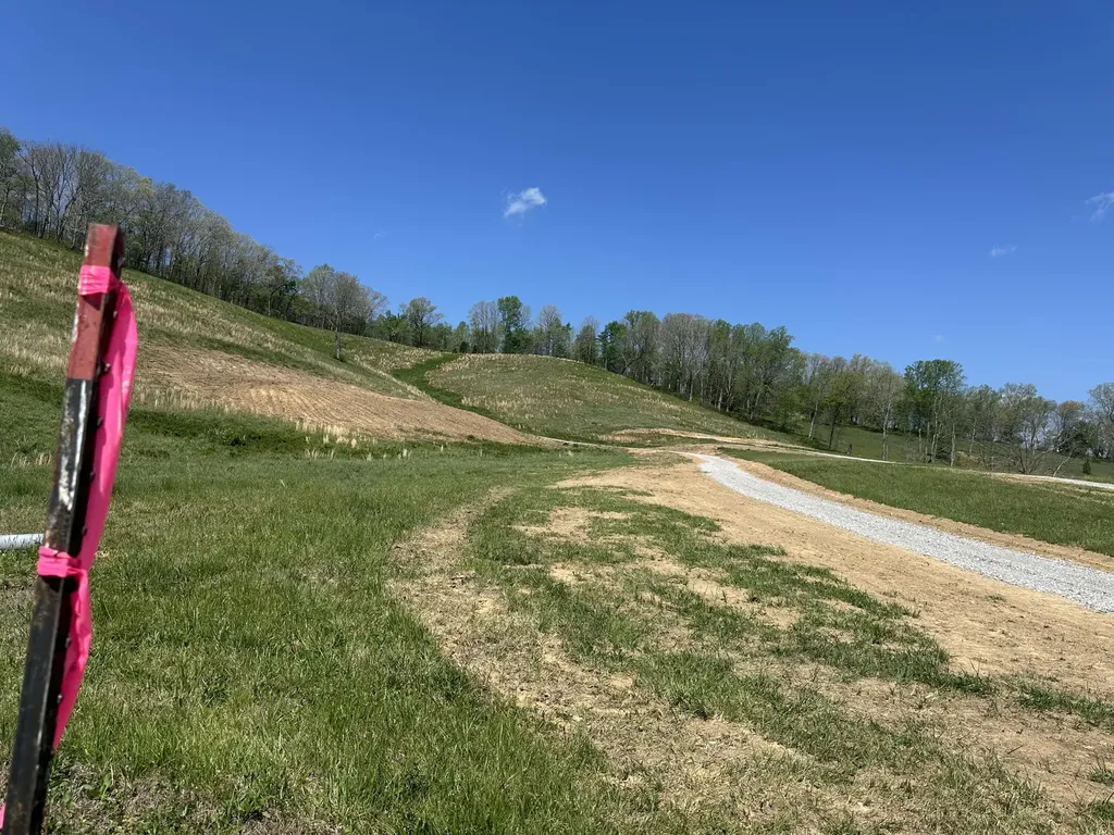 148 Coon Trail East Bernstadt KY 40729