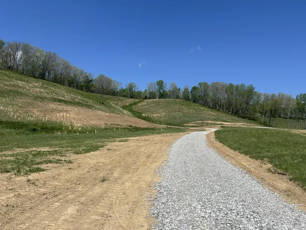 148 Coon Trail East Bernstadt KY 40729