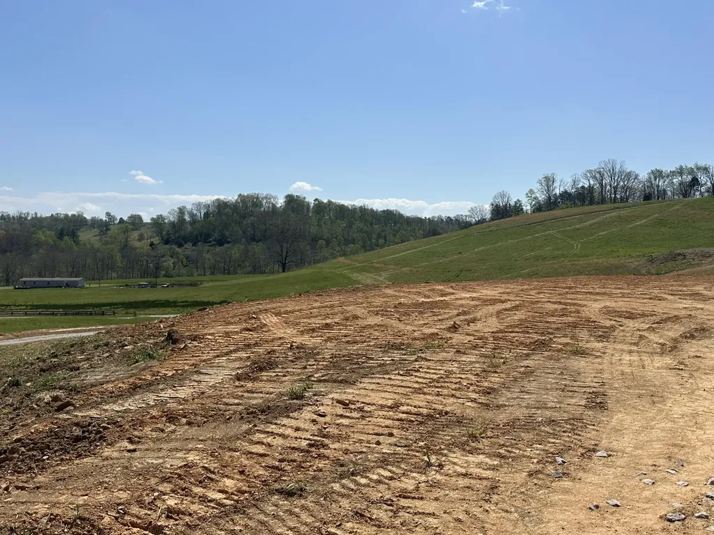 148 Coon Trail East Bernstadt KY 40729