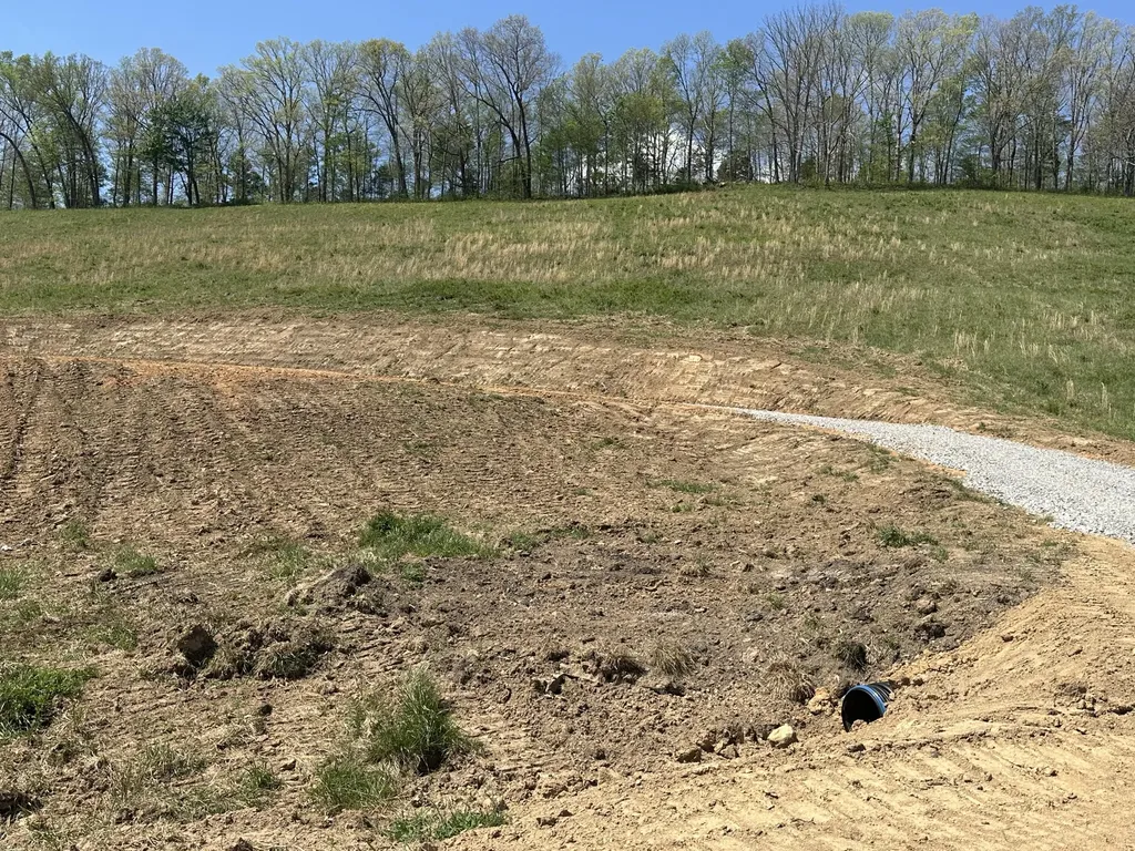 148 Coon Trail East Bernstadt KY 40729