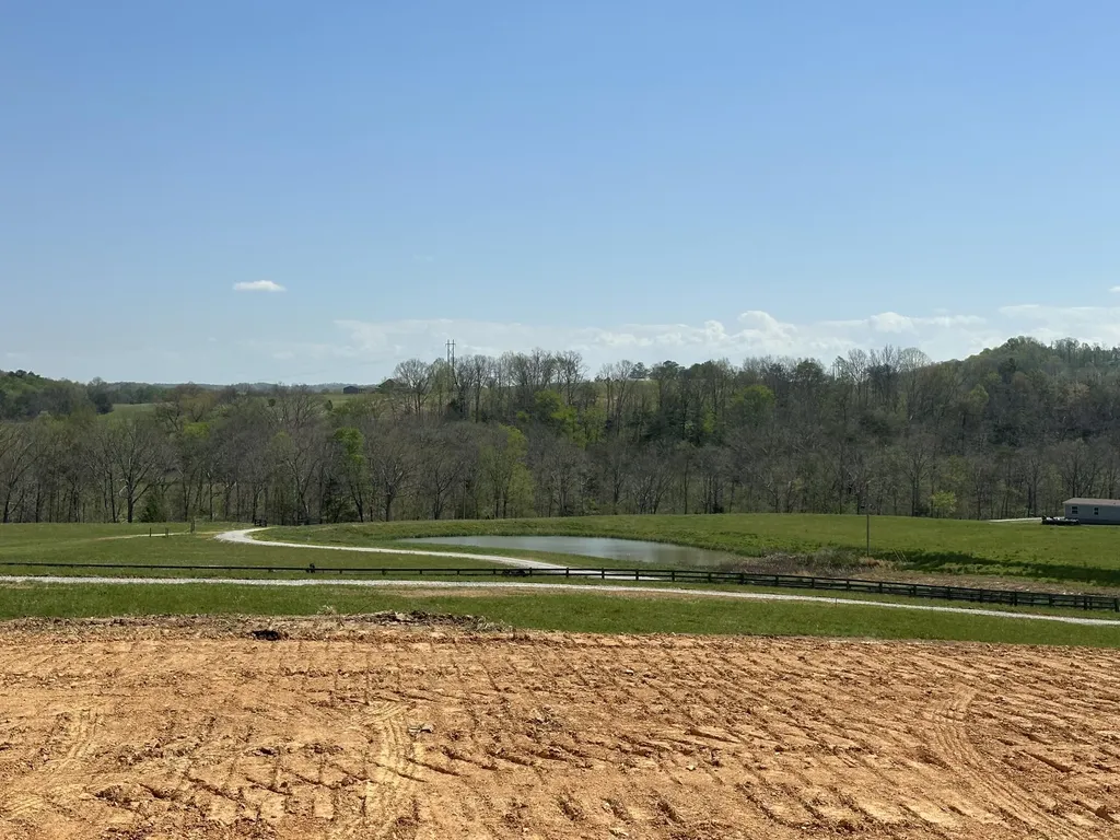 148 Coon Trail East Bernstadt KY 40729