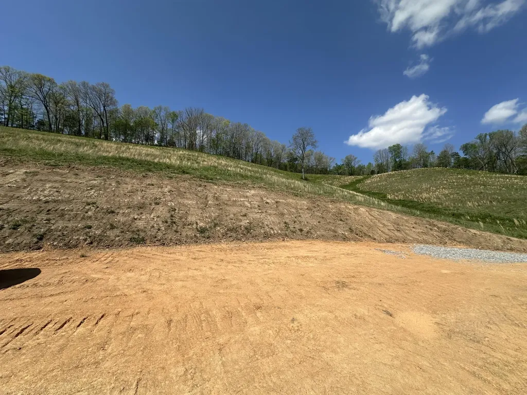 148 Coon Trail East Bernstadt KY 40729