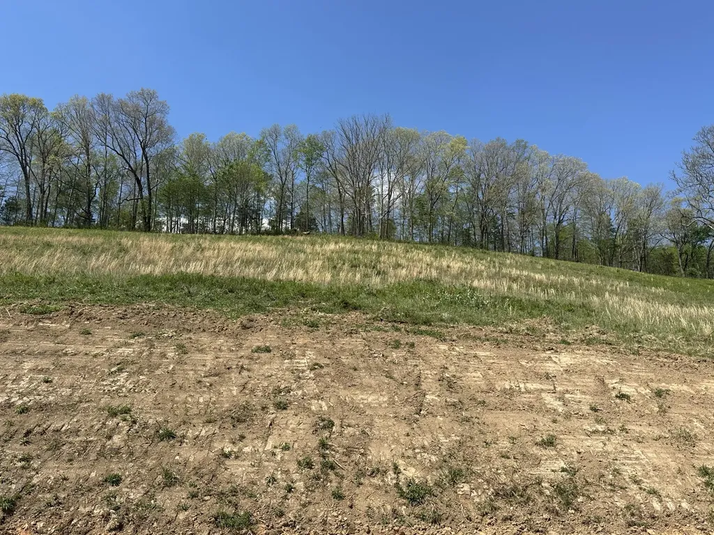 148 Coon Trail East Bernstadt KY 40729
