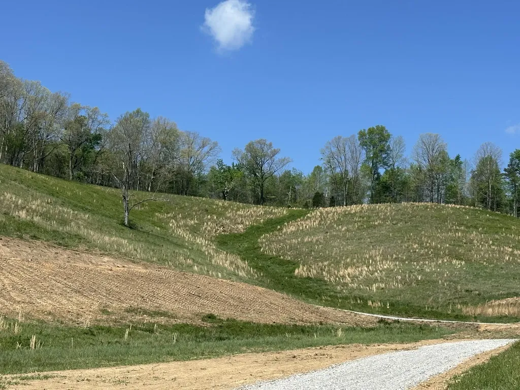 148 Coon Trail East Bernstadt KY 40729