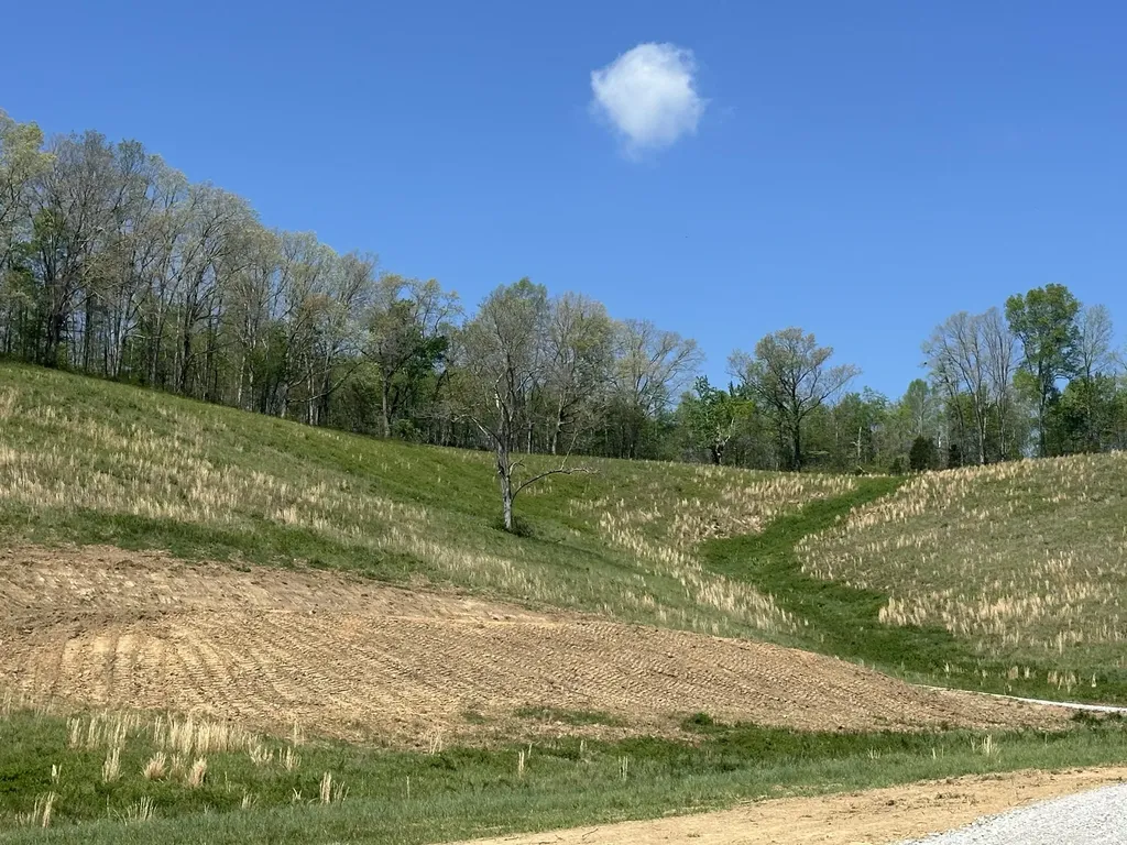 148 Coon Trail East Bernstadt KY 40729