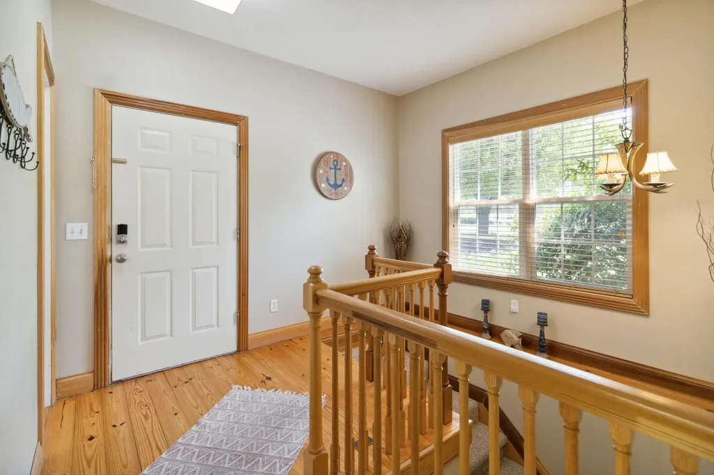 2386 Roberts Bend Road Burnside KY 42519