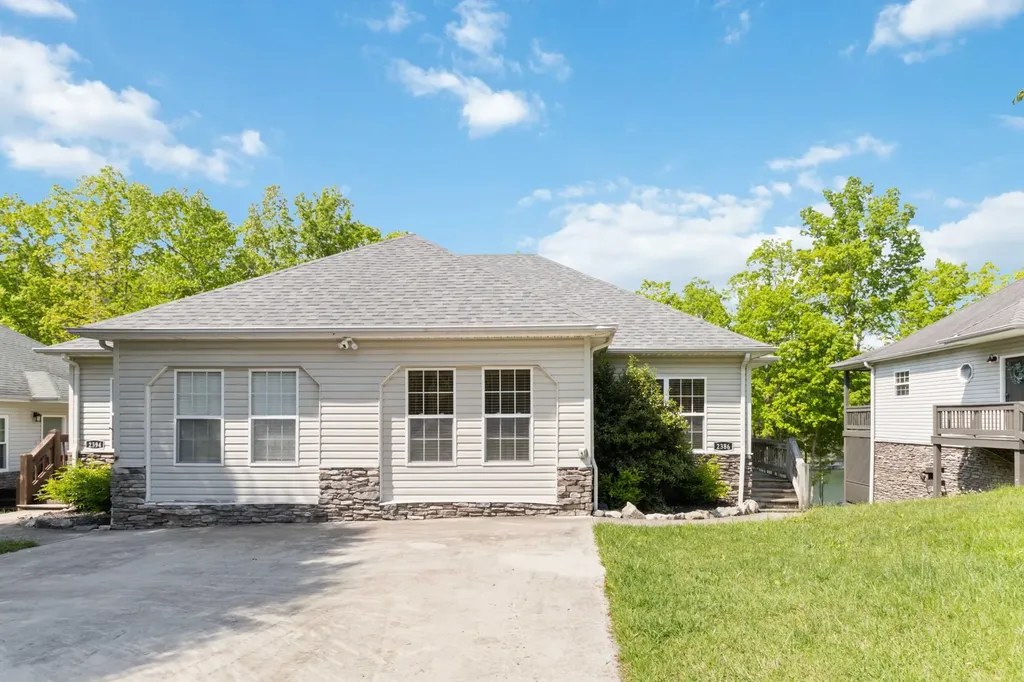 2386 Roberts Bend Road Burnside KY 42519