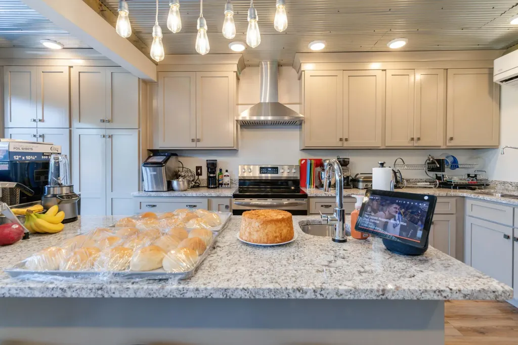 2386 Roberts Bend Road Burnside KY 42519