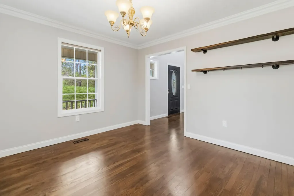 120 Cole Road Jamestown KY 42629