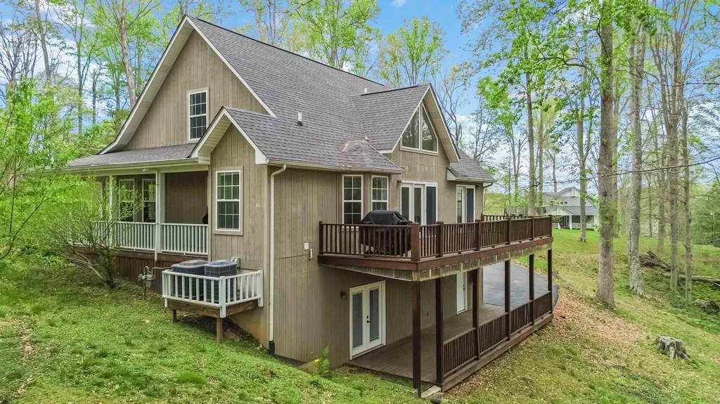 120 Cole Road Jamestown KY 42629