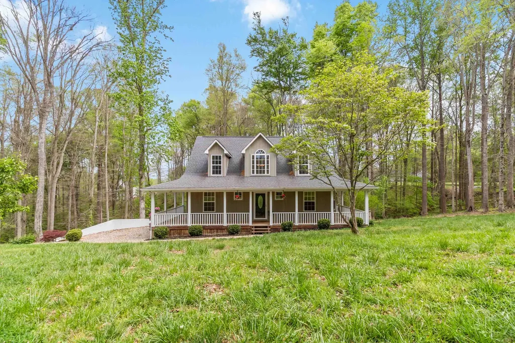120 Cole Road Jamestown KY 42629