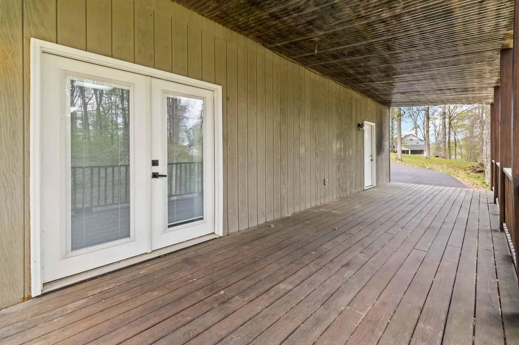 120 Cole Road Jamestown KY 42629