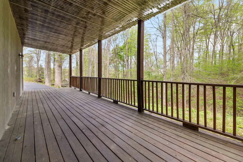 120 Cole Road Jamestown KY 42629