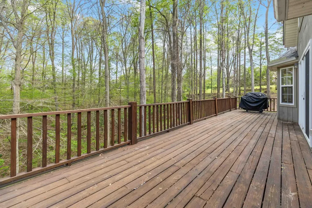 120 Cole Road Jamestown KY 42629