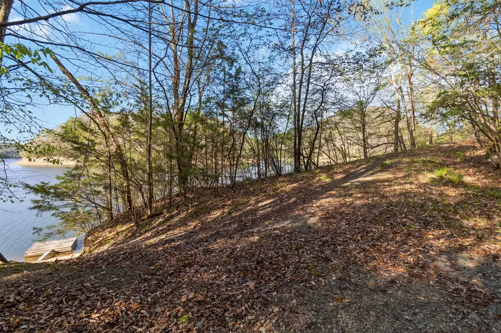 120 Cole Road Jamestown KY 42629