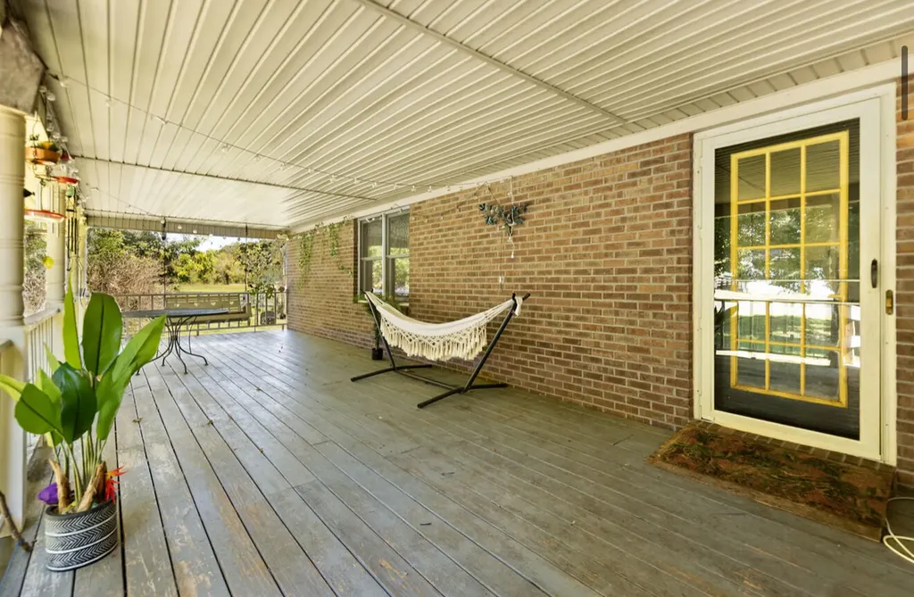 3515 Mitchellsburg Knob Road Parksville KY 40464