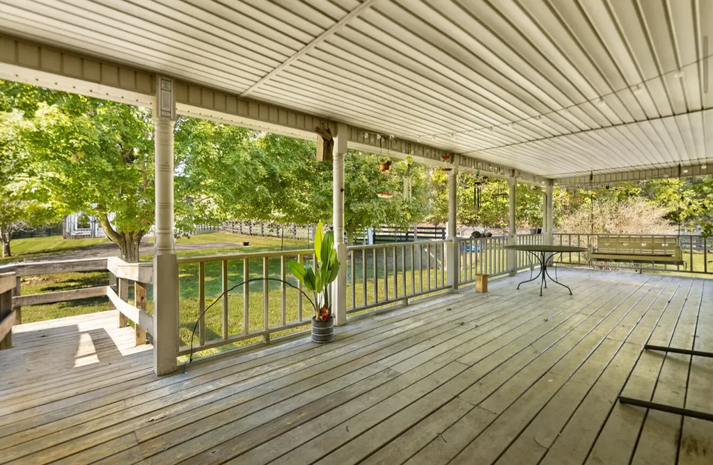 3515 Mitchellsburg Knob Road Parksville KY 40464