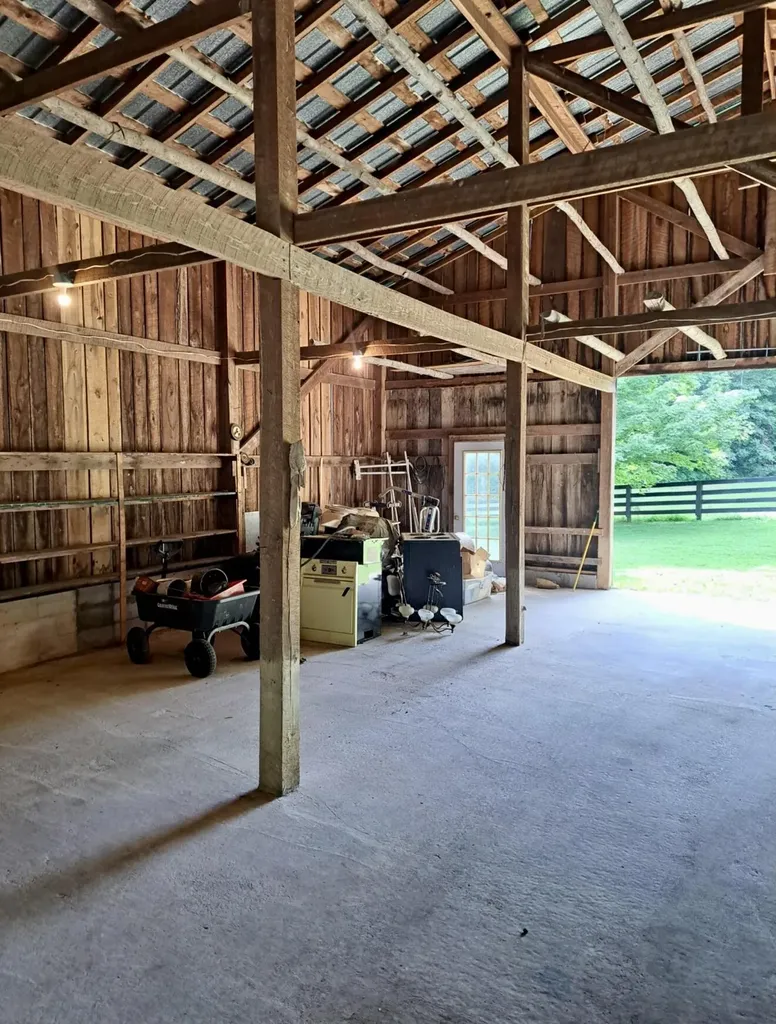 3515 Mitchellsburg Knob Road Parksville KY 40464