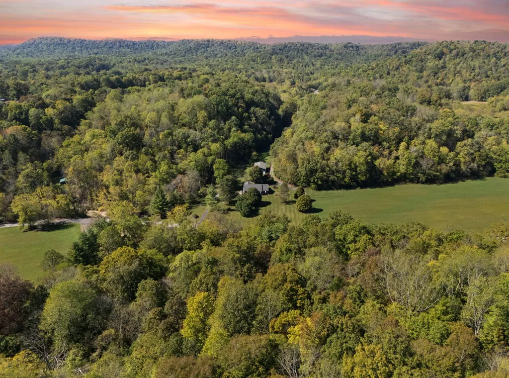 3515 Mitchellsburg Knob Road Parksville KY 40464