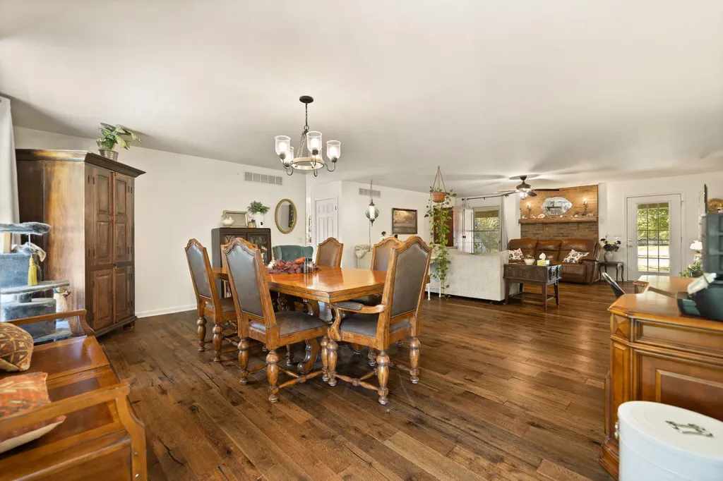 3515 Mitchellsburg Knob Road Parksville KY 40464