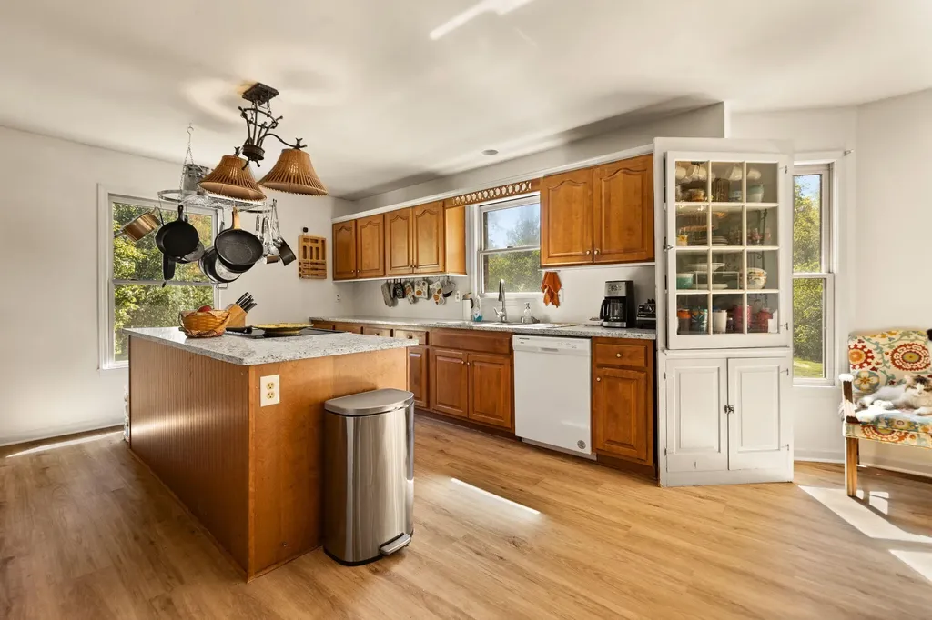 3515 Mitchellsburg Knob Road Parksville KY 40464