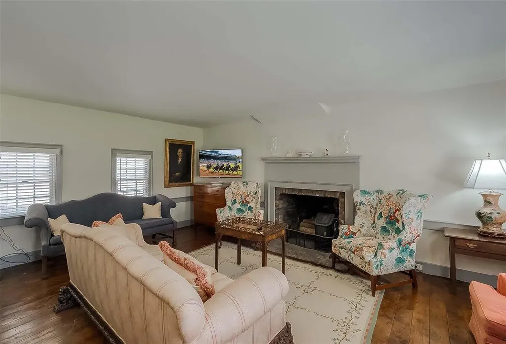 317 S Mill Street Lexington KY 40508