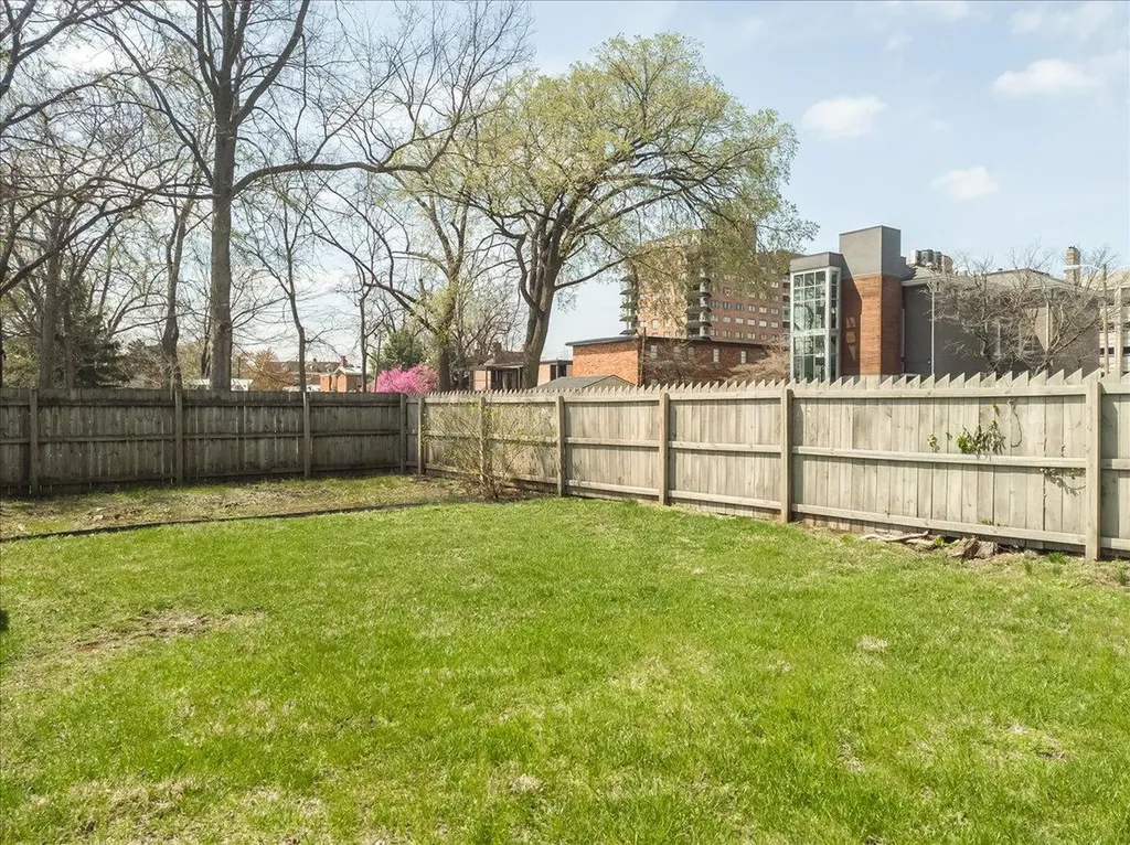 317 S Mill Street Lexington KY 40508