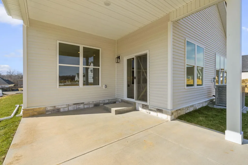 4157 Meadowlark Road Lexington KY 40509