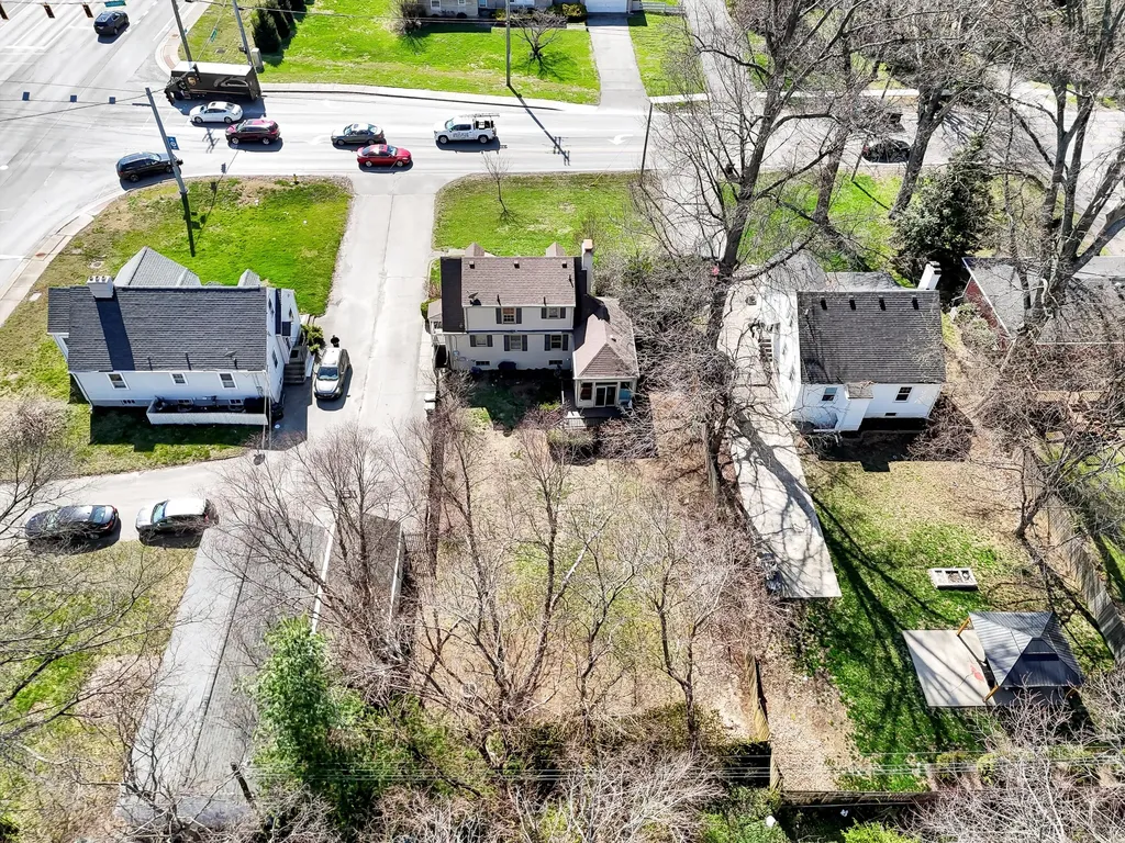 303 N Hubbards Lane Louisville KY 40207