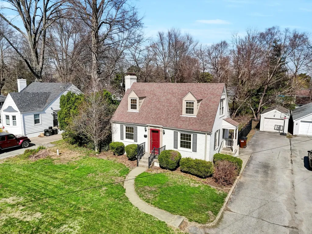 303 N Hubbards Lane Louisville KY 40207