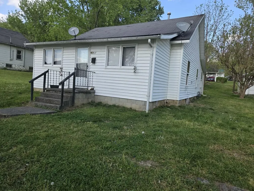 517 Cantrill Street Irvine KY 40336