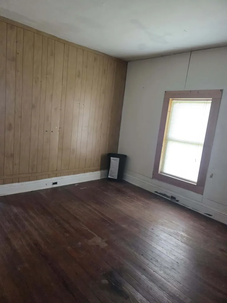 517 Cantrill Street Irvine KY 40336