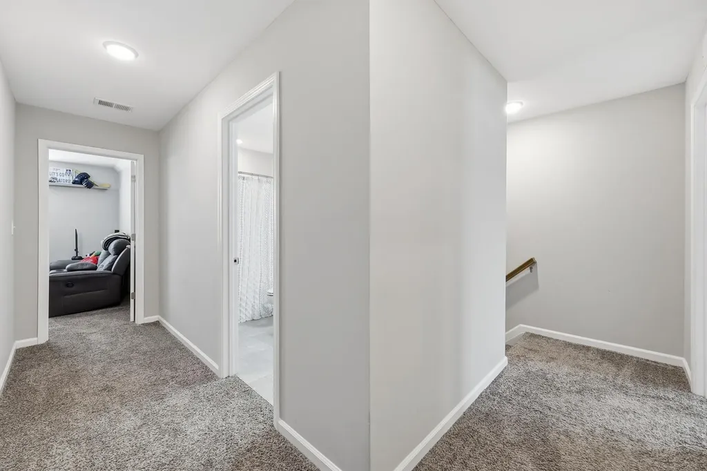 2664 Wigginton Point Lexington KY 40511