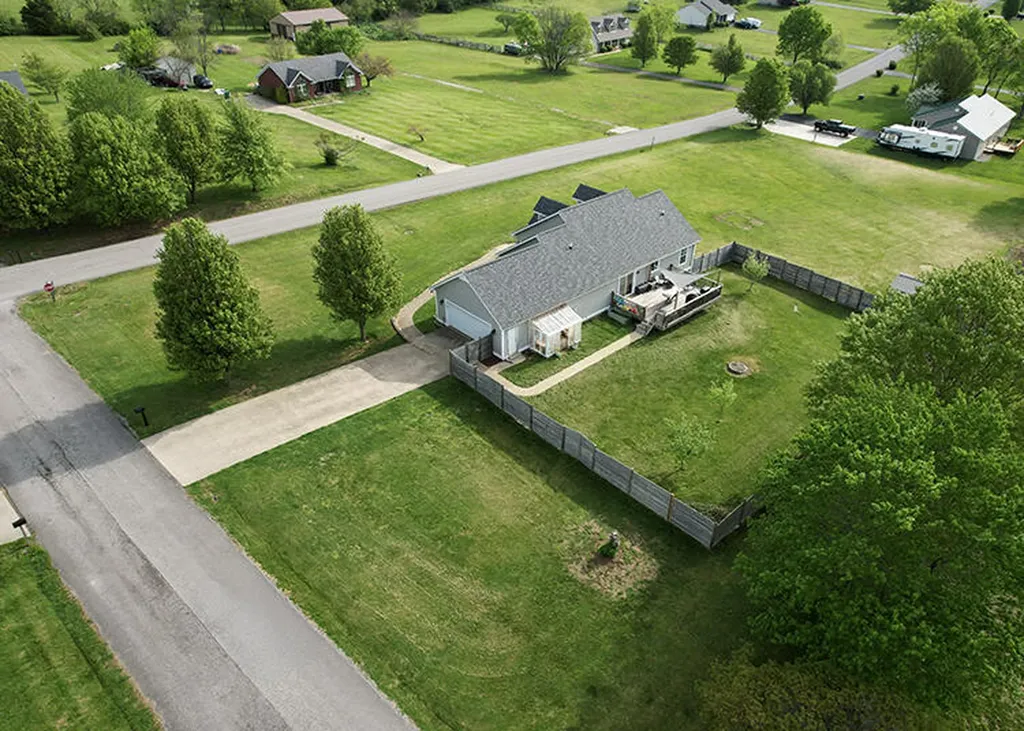 101 Doe Run Drive Lancaster KY 40444