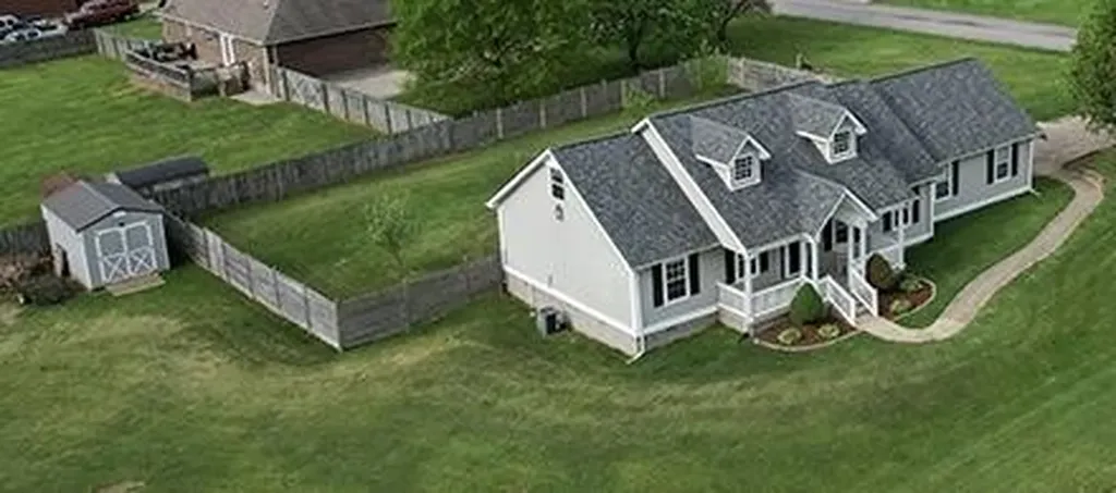 101 Doe Run Drive Lancaster KY 40444