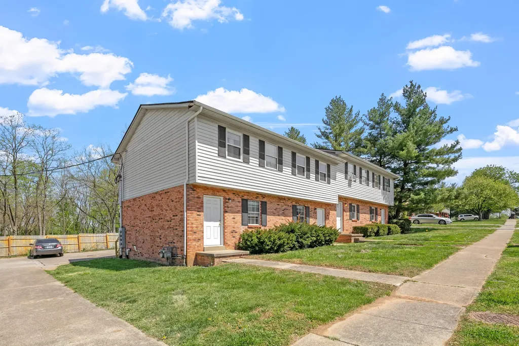 117-123 Bradford Drive Paris KY 40361