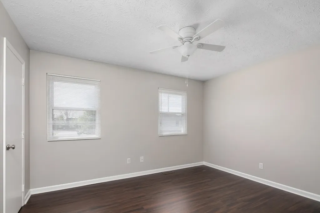 117-123 Bradford Drive Paris KY 40361