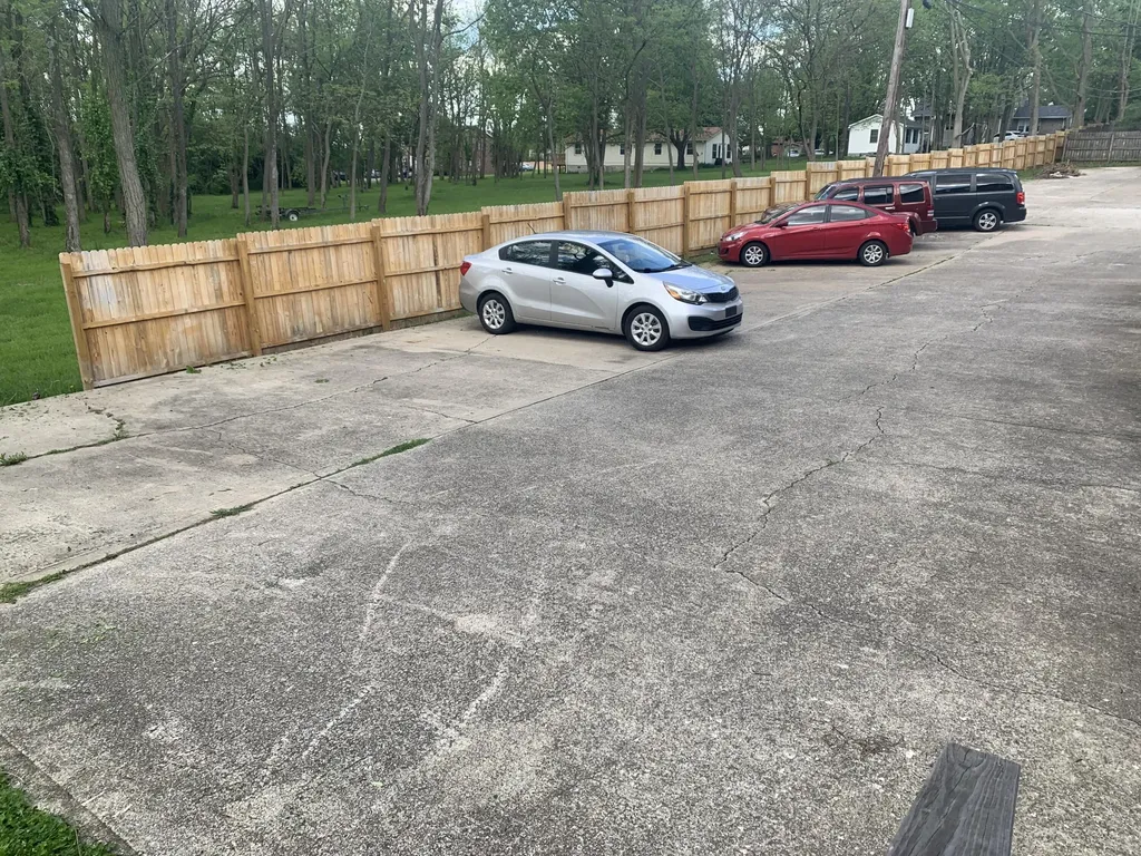 125-131 Bradford Drive Paris KY 40361