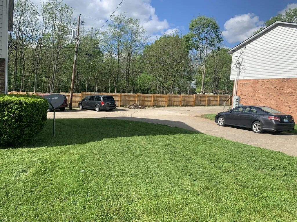 125-131 Bradford Drive Paris KY 40361