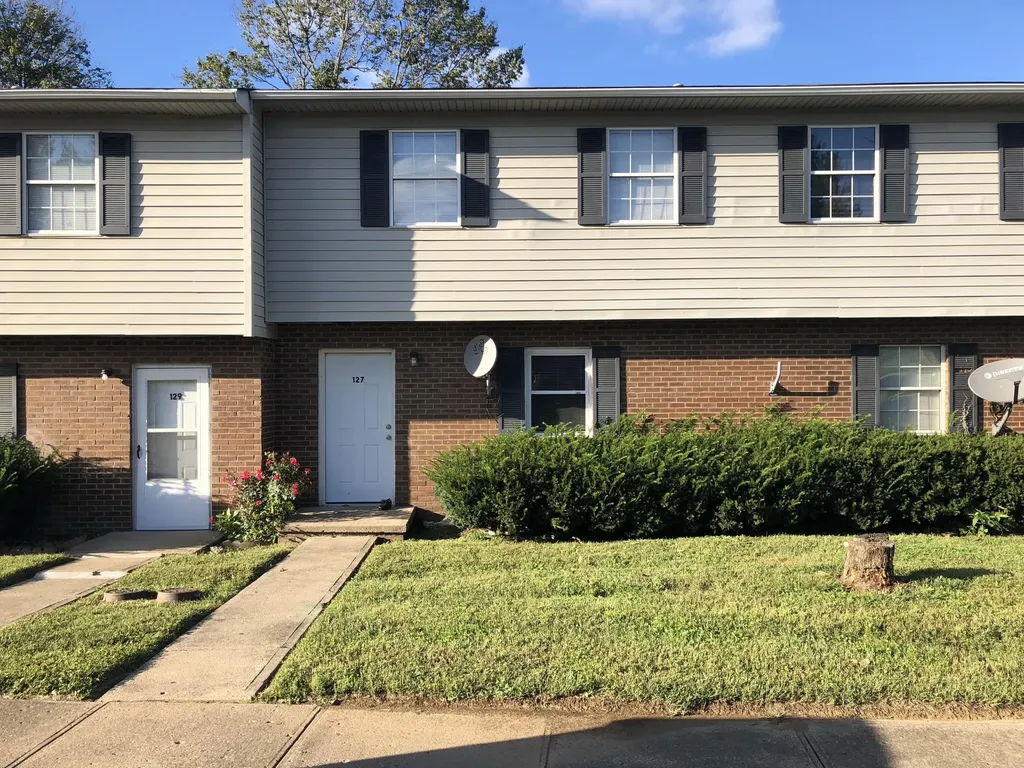 125-131 Bradford Drive Paris KY 40361