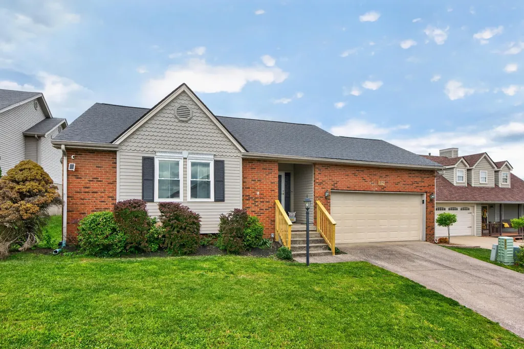 105 Pebble Beach Court Frankfort KY 40601