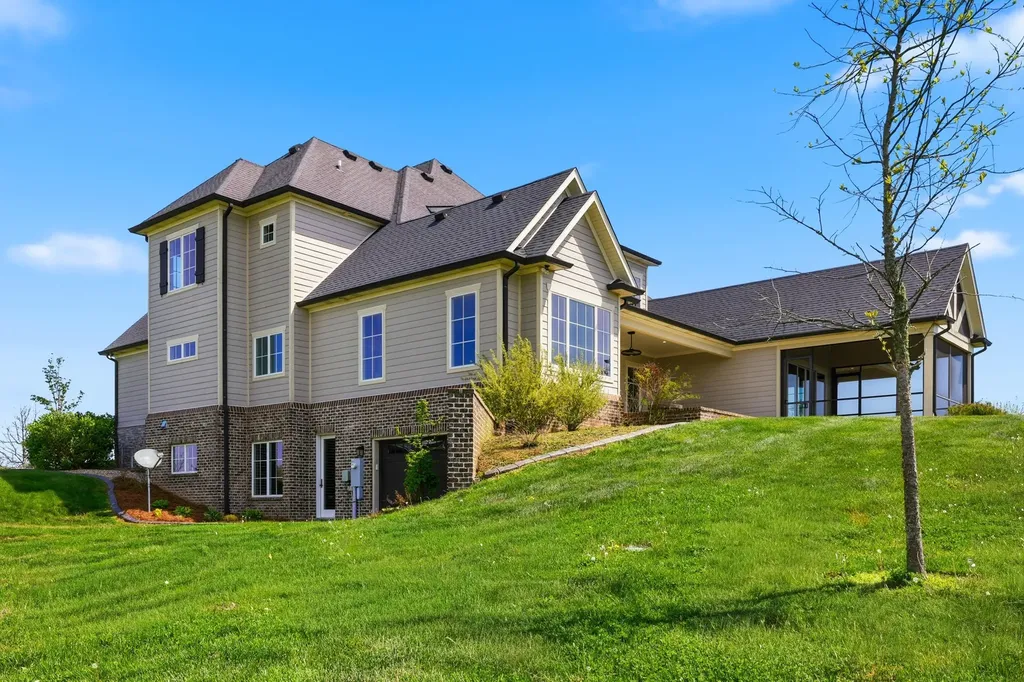 5142 Whites Lane Lexington KY 40515