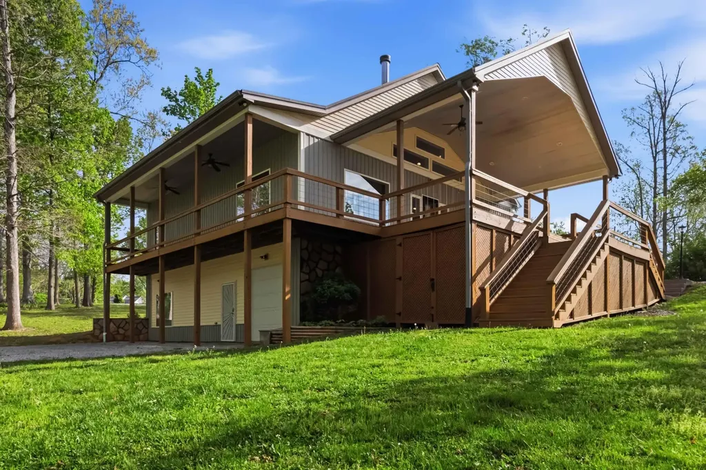 217 N E Highway 1248 Somerset KY 42503