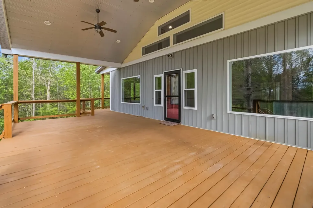 217 N E Highway 1248 Somerset KY 42503